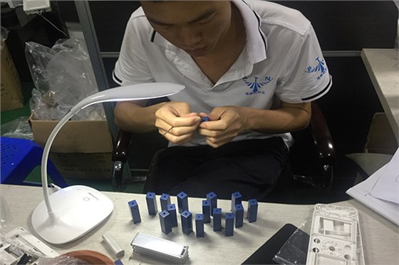 藍牙耳機模具廠——博騰納更愿傾心為您服務(wù) 藍牙耳機模具廠——博騰納更愿傾心為您服務(wù)