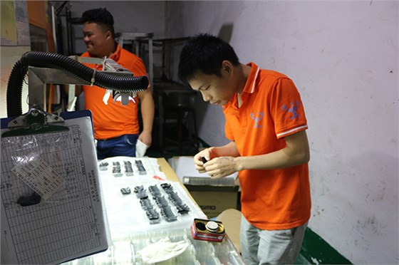 注塑模具制造廠：藍牙耳機模具你知多少，一測便知曉