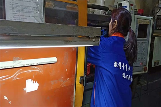 塑膠模具廠&mdash;&mdash;博騰納更愿傾心為您服務