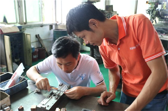 博騰納注塑模具廠——13年專注為客戶制作高品質(zhì)私模 博騰納注塑模具廠——13年專注為客戶制作高品質(zhì)私模