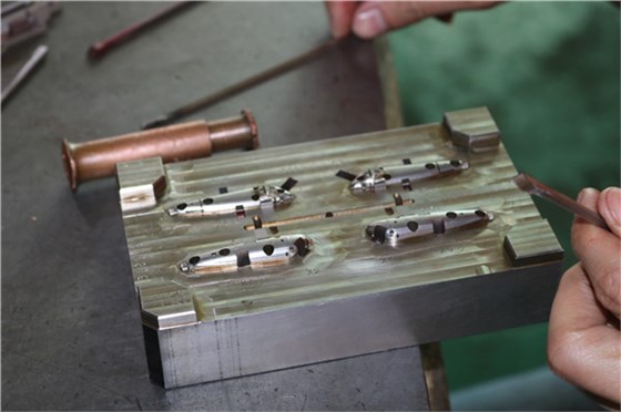 塑膠模具廠——博騰納精工細(xì)作只為客戶滿意 塑膠模具廠——博騰納精工細(xì)作只為客戶滿意