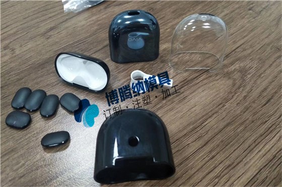 深圳藍(lán)牙耳機(jī)模具廠——博騰納13年定制經(jīng)驗(yàn)更好為您服務(wù) 深圳藍(lán)牙耳機(jī)模具廠——博騰納13年定制經(jīng)驗(yàn)更好為您服務(wù)