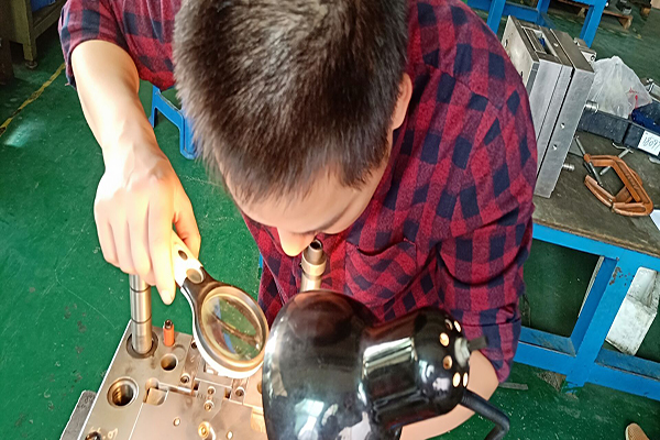 博騰納塑膠模具廠&mdash;&mdash;12年堅持用品質說服客戶