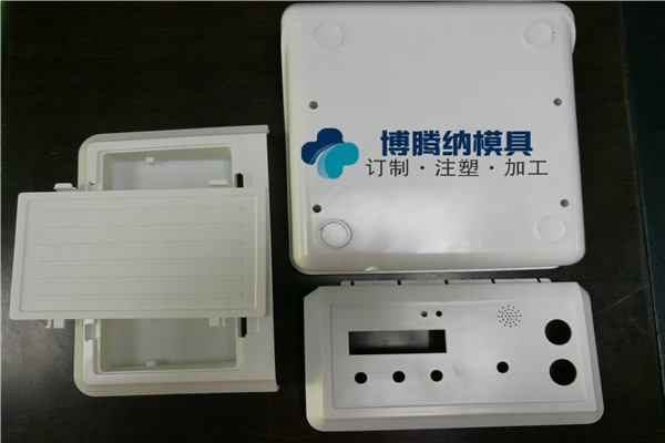 找模具加工廠，博騰納快速反應(yīng)為您解決問題