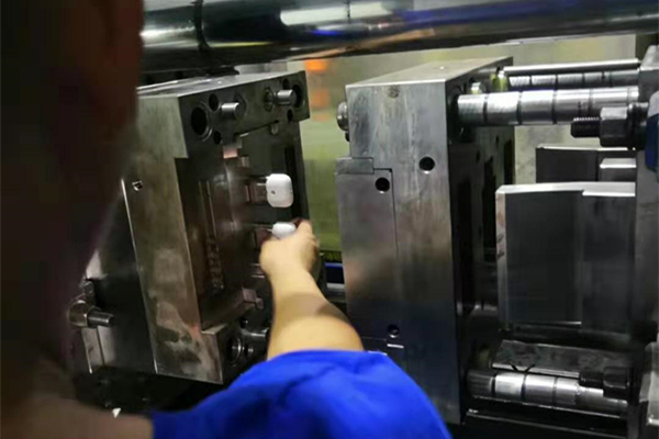 深圳塑膠模具廠&mdash;&mdash;專注高品質(zhì)私模定制的廠家，博騰納